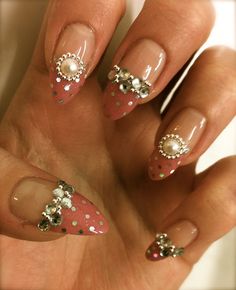 Pink French Tip Gyaru Nails Kirakiranail K.'s (kirakiranail) Photo Beautylish Flirty Nails, Gyaru Nails, Kei Visual, Pointy Nails, Pointed Nails, Pink French, I Love Nails, Beautiful Nail Designs, Hot Nails