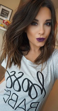 Dark Vampy Tutorial | Makeup More Air Dry Hair, Medium Hair Cuts, Hair Envy, Brunette Hair, Great Hair, Hair Skin, Balayage Hair, Dark Hair, Fall Hair