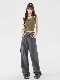 ❤︎American Street Flap Cargo Pants❤︎ Pant Outfits For Women, Cargo Pants Outfits, American Street, Press The Button, College Bags, Pants Outfits, Gift Of Time, Cargo Pants Women, Cargo Pants