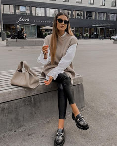 Moira Rose, Winter Fashion Outfits Casual, Zara Outfit, Mode Casual, Stylish Work Outfits