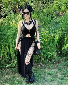 Summer Goth Outfits, Punk Summer, Goth Outfit, Summer Goth, Goth Look, Goth Women, Gothic Metal, Punk Outfits, Alt Fashion