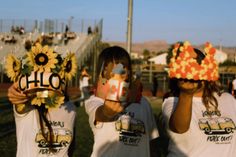 Senior Sunrise Crown Ideas, Senior Sunrise Ideas, Senior Bucket List, Senior Year Things, Work In Silence, Senior Sunrise, Senior Crowns, Senior Crown