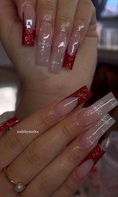 Nail Inspo 2023 Christmas, Red Nail Inspo Christmas, Medium Length Christmas Nails Acrylic, Red Christmas Nail Set, Winter Christmas Nails Acrylic Red, Red Christmas Nail Designs Acrylic, Christmas Acrylic Nails Holiday Red, Christmas Nails Clear, Red Square Christmas Nails