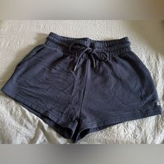 Nwot Never Worn Super Soft And Comfy Could Fit A S As Well Fuzzy Shorts, Dark Autumn, Lounge Shorts, Sweat Shorts, Cute Shorts, Clothing Ideas, Christmas Wishlist, Christmas List, Roxy