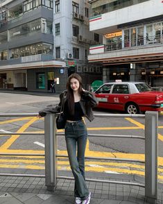 Japan Cute Outfit, Ulzzang Outfit, Ootd Korean Style, Luxury Photography, University Outfit, Outfit Korean, Casual Day Outfits, Classy Fashion, Ulzzang Fashion