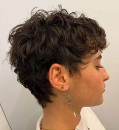 Short Thick Wavy Hair, Short Curly Crochet Hair, Short Wavy Pixie, Short Wavy Haircuts, 50 Hairstyles, Short Curly Pixie, Short Shaved Hairstyles