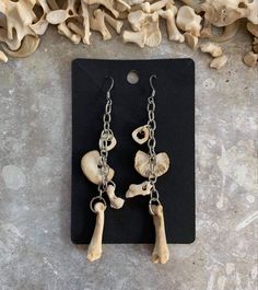 Bone jewelry, real animal bones, gonlincore, bone art, taxidermy, unique jewelry, bone earrings, animal bone jewelry, witch, wicca, cottagecore, dope jewelry, alternative, oddities bone earrings handmade, bone earrings carved, vulture culture, punk, real bone, animal bone, taxidermy jewelry, witchy jewelry, real bone jewelry oddities jewelry, animal bone jewelry , bone jewelry, bone jewelry diy, bone jewelry aesthetic, bone jewelry earrings, bone jewelry diy ideas, bone jewelry art, Bone Earrings Handmade, Dark Cottagecore Jewelry, Bone Jewelry Diy, Clay Bones, Bone Taxidermy, Jewelry Diy Ideas