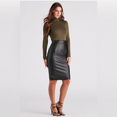 Business Or Pleasure? No Matter The Reason You'll Be Looking Like A Babe In This Faux Leather Skirt Featuring A High-Rise Waist, Bodycon Silhouette, Back Slit Accent, And A Midi-Length Hem. Style With A Bodysuit And Heels To Complete The Look! Fit & Features High-Rise Waist Back Zipper And Hook-Eye Closure Bodycon Silhouette Midi-Length Hem With Back Center Slit Faux Leather Fabric, Minimal Stretch Fits True To Size Chic Midi Dress, Chic Workwear, Dress And Cardigan, Workwear Outfits, Midi Dress Chic, Faux Leather Pencil Skirt, Work Skirts, Black Leather Skirts