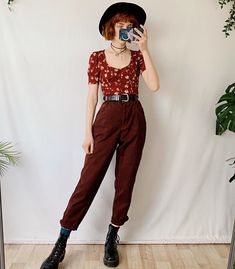 Red Denim Jeans, Red Denim, Deep Pink, Mode Inspo, Looks Style, Looks Vintage, Retro Outfits, Aesthetic Outfits