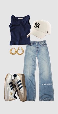 Cute Bags Aesthetic, Outfit Inspo Aesthetic Vintage, Streetwear Fashion Women Street Styles, Fashion Magazine Aesthetic, Aesthetic Baggy Jeans, Adidas Samba Outfit Women, Magazine Aesthetic, Samba Adidas, Adidas Samba Outfit