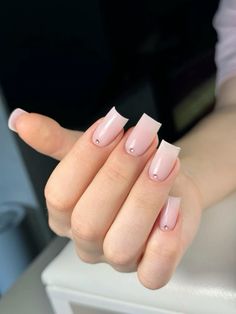 One Color Nails, Beige Nails, Rhinestone Nails, Nude Nails, Nails Nailart, Pink Nails, Gel Nails