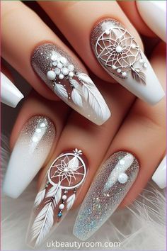 Nail Designs With Feathers, Business Nail Designs, Nails Acrylic Designs, Cut Nails, Uk Nails, 2023 Nail, 2023 Nails, Stylish Nails Designs