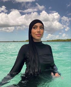 Burkini Aesthetic, Hijabi Wardrobe, Hijabi Beach Outfit, Modest Winter Outfits, Swimwear Aesthetic, Hijab Fashion Summer, Mode Turban, Muslim Outfits Casual, Hijab Aesthetic