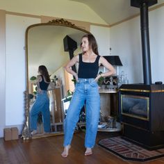 Size 23. Model Is 5'2" And 106 Lbs. These Are Ultra High-Rise Jeans With A Curved Outseam And Tapered Leg. They're Made With Non-Stretch, 100% Cotton Denim. Style: #A158-1206 Agolde Jeans, Denim Style, High Rise Jeans, Jeans Size, High Rise, Women Jeans, Women Shopping, Blue, Color