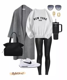 Look Boho Chic, Look Legging, Athleisure Outfits, Knitted Coat, Sporty Outfits, Looks Chic, Casual Winter Outfits, Fall Fashion Outfits, Winter Fashion Outfits