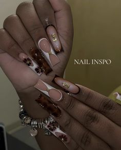 Brown And White Nails, Nails Floral, Floral Nail, Grunge Nails, Girly Acrylic Nails, Classy Acrylic Nails, Floral Nail Art, Long Acrylic Nails Coffin, Acrylic Nails Coffin Pink