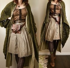 Green Pirate Aesthetic Outfit, Fantasy Overalls Outfit, Herbal Witch Aesthetic Outfits, Dnd Clothes Aesthetic, Renfaire Cottagecore Outfit, Ren Faire Necklace, Cottagecore Elf Outfit, Herbalist Aesthetic Outfit, Cottagecore Fairy Costume