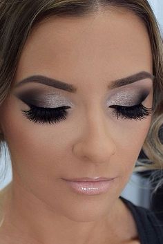 Trucco Smokey Eye, Smokey Eye Makeup Ideas, Wedding Hairstyles And Makeup, Eye Makeup Ideas, Formal Makeup, Beauty Make-up, Makeup Pictures, Makeup Goals