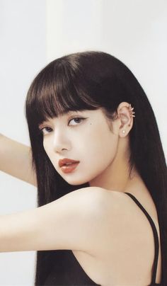 Lisa Hd Photos, Lisa Pretty, Head Study, Disney Characters Videos, Blackpink Poster, Lisa Bp, Lisa Blackpink Wallpaper, Lalisa Manobal, Blackpink Photos