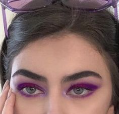 Purple Eyeshadow Looks, Inspiration Tattoos, Swag Makeup, Purple Makeup, Ethereal Makeup, Pinterest Makeup, Dope Makeup, Colorful Eye Makeup, Makeup Eye Looks