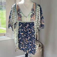 New Plus Size Short Sleeve Shirt! Patterned Rayon V-neck Top, Blue Short Sleeve Summer Tops, Blue Flowy V-neck Top, Blue Relaxed Fit Summer Blouse, Casual Blue Printed Blouse, Bohemian Blue Tops With Relaxed Fit, Blue Bohemian Relaxed Fit Tops, Bohemian Blue Relaxed Fit Tops, Blue Floral Print Relaxed Fit Tops