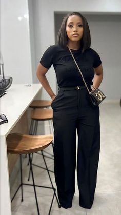 Trousers Outfit For Women Work, All Black Professional Outfits Plus Size, Simple Casual Office Outfit, Black Work Outfit Summer, Upscale Dinner Outfit Black Women, Modest Smart Casual, Work Outfit Spring 2024, Rainy Day Office Outfit Spring, Black Woman Professional Outfits