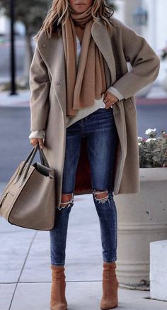 how to style a cashmere scarf : top nude coat bag rips boots Mode Over 50, Winter Neutrals, Fall Fashion Coats, Beige Boots, Beige Coat, Christmas Outfits, Winter Trends, Prada Handbags, Mode Inspo