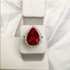 Absolutely Gorgeous Lab Creates Ruby & White Sapphire Tear Drop Ring. 925 Silver Ring. Comes In Its Box. Luxury Red Pear-shaped Ring, Luxury Red Pear-shaped Jewelry, Red Cubic Zirconia Ruby Ring For Formal Occasions, Red Ruby Ring With Cubic Zirconia For Formal Occasions, Red Jewelry With Accent Stones For Formal Occasions, Classic Red Pear-shaped Jewelry, Sterling Silver Ruby Ring With Vs Clarity, Fine Jewelry Red Ruby Ring For Party, Formal Red Pear-shaped Ruby Ring