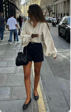 Transition Outfits Winter To Spring, Outfit Transition, Corporate Baddie Outfits, Corporate Baddie, Winter To Spring, Instagram Shopping, European Summer Outfits, Europe Outfits, Italy Outfits