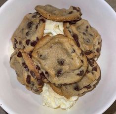 Doordash Food, The Best Cookies, Mouthwatering Food, Love Cookies, Medium Rare, Best Cookies, Delicious Cookie Recipes, Ice Cream Cookies, Vanilla Ice