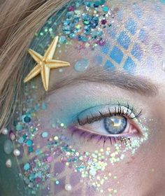 Makeup Zombie, Mermaid Costume Diy, Mermaid Parade, Mermaid Cupcakes, Easy Diy Costumes, Mermaid Halloween