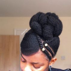 African Threading Natural Hair, 4c Updo, Side Down Hairstyles, Healthy Black Hair, Hair Like Wool, Cabello Afro Natural