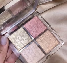 Makeup Aesthetic, Aesthetic Makeup, Makeup Accessories, Makeup Cosmetics, Make Up, Blush, Pouch