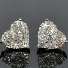 Fashion Jewelry Dazzling Full Crystal Rhinestone Heart Earrings Full Crystal Diamond (Cubic Zirconia) Rhinestone Heart Earring Heart Ear Studs Color:White Crystal Rhinestone Size: 1.0 Cm 1 Pair Crystal Heart Studs Store Your Jewelry In A Cool, Dark Place Away From Sources Of Sunlight, Heat And Moisture. Do Not Wear In Swimming Pools; Shower, While Doing Household Chores, At The Gym, Etc. Check Out My Other Jewelry Listings Engagement Bands 10k 14k 18k Earrings Milgrain Stone Tear Drop Pear Cut C Heart Shaped Diamond Earrings, Bohol, Heart Shaped Diamond, Sparkly Things, Shiny Things, Pretty Jewellery, Girls Best Friend, All That Glitters, Diamond Heart