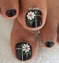 Педикюр Toenail Art Designs, Nailart Ideas, Pedicure Designs Toenails, Pedicure Nail Designs, Pretty Toe Nails, Cute Toe Nails, Summer Toe Nails