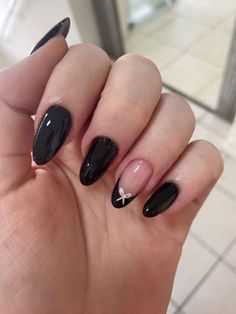 Kutek Disney, Nagel Tips, Smink Inspiration, Makijaż Smokey Eye, Pretty Gel Nails, Really Cute Nails, Soft Nails, Minimalist Nails, Funky Nails