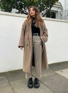 Fashion Mistakes, Style Mistakes, About Fashion, Fashion Outfit, Fall Trends, Cute Casual Outfits, Fashion Illustration, We Heart It, Winter Outfits