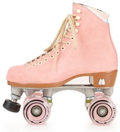 The only way to get around Central park. Strawberry Moxi skates. moxie, roller skates, skates, pink, pink skates Moxi Skates, Roller Quad, Pink Roller Skates, Pink Leather Shoes, Makoto Kino, Europe Fashion, Pink Sneakers, Tickled Pink