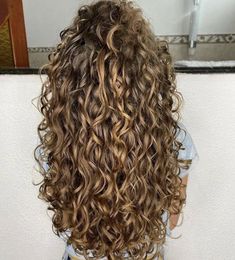 Curly Balayage, Hair Perms, Curly Highlights, Brown Hair Looks