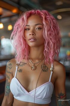 Aesthetics Hairstyles, Diy Foods, Hair Colorful, Magenta Hair, Strawberry Blonde Hair Color, Summer Aesthetics, Hair Color Underneath, Pastel Pink Hair, Strawberry Blonde Hair