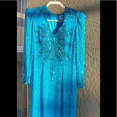 Vintage Nite Line Evening Dress Teal Silk Beaded & Sequined Cocktail Party Sz 12 Vintage Sequined Dress By Nite Line. Good Vintage Condition! Labeled Size 12 - Please See Measurements. 1980’s Nine Line Teal Dress In Sequin And Beaded 90s Formal, Sequined Dress, Teal Dress, 80s Dress, Sparkly Dress, Colorful Party, Evening Party, Sequin Dress, Cocktail Party