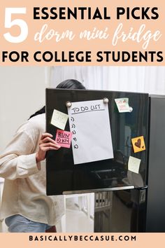 Keep your snacks and drinks cool with these 5 best dorm mini fridges! Perfect for college students who want function, space-saving, and style all in one. Cool Mini Fridge, Freshman Dorm, Mini Fridge With Freezer, Dorm Organization