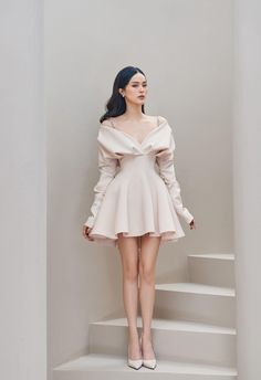 Birthday Dress Bodycon, Elegant Dresses Classy For Birthday, Drapping Dress Ideas Simple, Fashion Girly, Elegant Clothes, Mini Wedding, Korean Fashion Dress, Birthday Outfits, Aesthetic Things