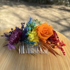 This unique hair comb made of real dried flowers. Beauty piece for your special day! It can be custom designed. Please send a message for all your requests. I work with express shipping Our carefully prepared packages will be ready for shipping in 3-5 days.  Delivery times: *USA and Canada 2-4 days *Europe 1-3 days  *Australia 2-6 days *Other countries 2-10 days Thank you for choosing us, Don't forget to check out our other products too! Handmade with love.. Rose Moon's Designs Dried Flower Hair Dried Flower Hair Comb, Bride Wreath, Bridesmaid Hair Pieces, Rustic Bride, Feuille Eucalyptus, Bridal Shower Flowers, Bridal Hair Headpiece, Flowers Colorful, Rainbow Wedding