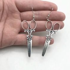 1pair Tailor Scissors Earrings Vintage Scissors Dangle Earrings For Men & Women Unisex Earrings Trendy & Unique Jewelry & Accessories Color: Vintage Silvery Scissors Earrings, Scissor Earrings, Antique Scissors, Mod Earrings, Tailor Scissors, Vintage Scissors, Unisex Earrings, Earrings For Men, Chunky Earrings