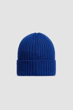 A mid-weight knit, this beanie provides warmth during daily walks and outdoor playtime. The woolen accessory is embellished with a logo patch. Shoes For Children, Daily Walks, Daily Walk, Wool Beanie, Blue Wool, A Logo, Kid Shoes, Electric Blue, Patch Logo