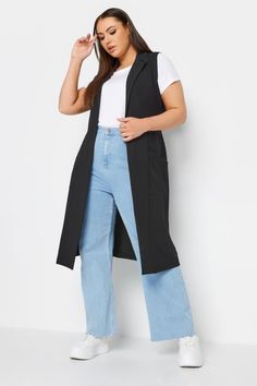 Shop YOURS Curve Black Longline Waistcoat at Yours Clothing. Discover women’s plus size clothing in sizes 10-36 with fast delivery. Plus Size Vest Outfits, Green Waistcoat, Maternity Trousers, Midi Dress Fall, Size 16 Women, Sleeveless Coat, Plus Swimwear, Next Fashion, Plus Size Kleidung