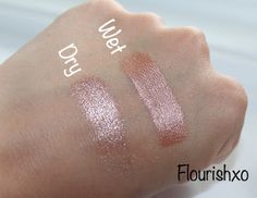 Flourishxo: Current Obsession: Mac Tan Pigment Mac Makeup Eyeshadow, Makeup Vanity Decor, Makeup Tutorial Mac, Mac Makeup Looks, Best Mac Makeup, Mac Pigment, Wholesale Makeup, Barbie Makeup, Makeup Sale