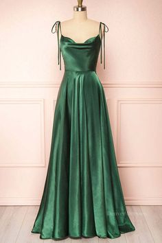 Bridesmaids Dresses Winter Wedding Sage Green Ball Dresses, Dark Green Prom Dresses Corset Top, Dark Sage Green Dresses, Silk Winter Formal Dress, Prom Dresses Not Tight, Forest Green Grad Dresses, Dark Green Elegant Dress, Green Gala Dresses, Green Grad Dresses