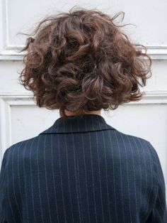 Asian Short Hair, Short Curly Haircuts, Hair Arrange, Edgy Short Hair, Curly Hair Inspiration, Curly Bob Hairstyles, Permed Hairstyles, Cut My Hair